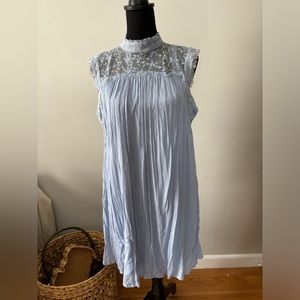 Nikibiki Lavender powder blue sleeveless tunic